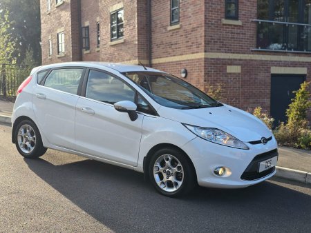 FORD FIESTA 1.25 Zetec 5dr