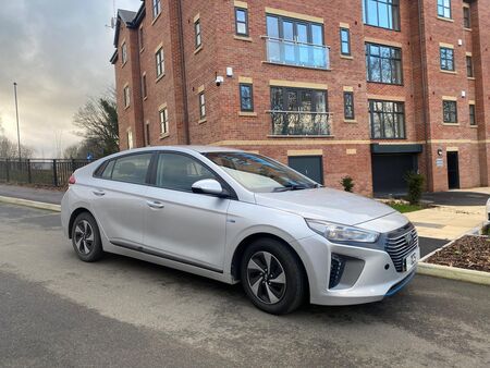 HYUNDAI IONIQ 1.6 h-GDi SE DCT Euro 6 (s/s) 5dr