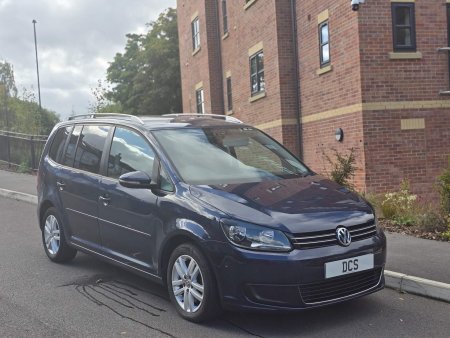 VOLKSWAGEN TOURAN 2.0 TDI SE Euro 5 5dr