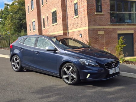 VOLVO V40 1.6 D2 R-Design Euro 5 (s/s) 5dr