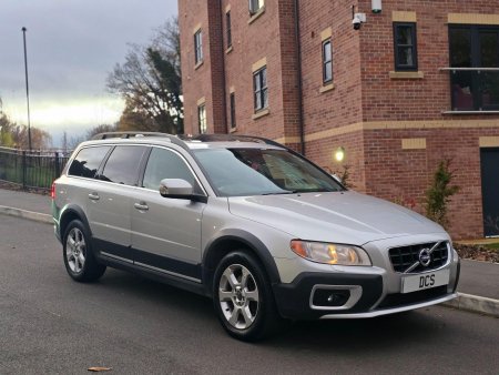 VOLVO XC70 2.4 D5 SE Geartronic AWD Euro 5 5dr